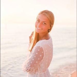Meet your Posher, Brooke